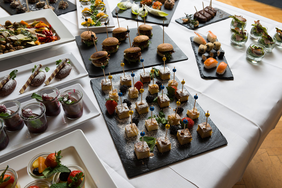 ACTU 2 NOTRE CARTE | Restaurant Les 2 Frères Les 2 Frères : des traiteurs complices de tous vos événements ! Rambervillers